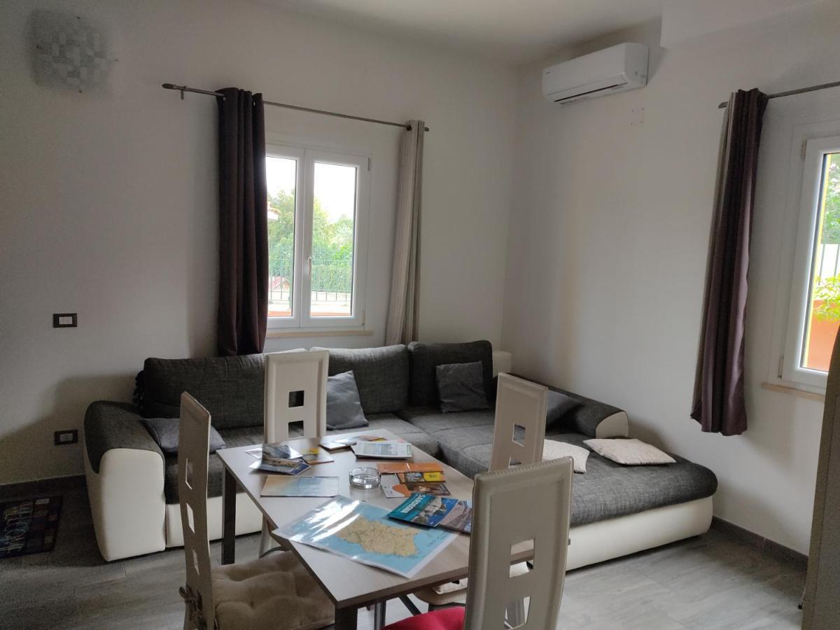 Casa Vacanze - Villa San Pietro Luaran gambar